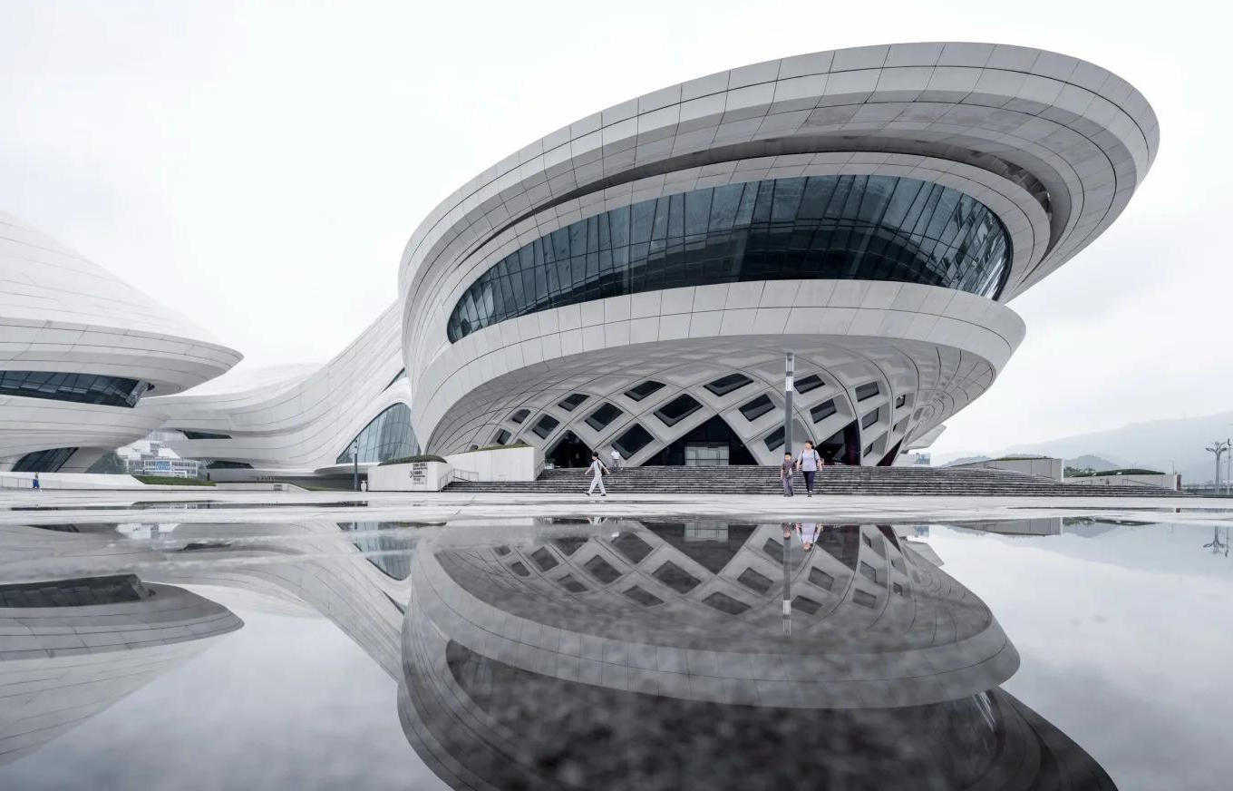 Double-Curved Aluminium Panel 3D Facade & Exterior Cladding