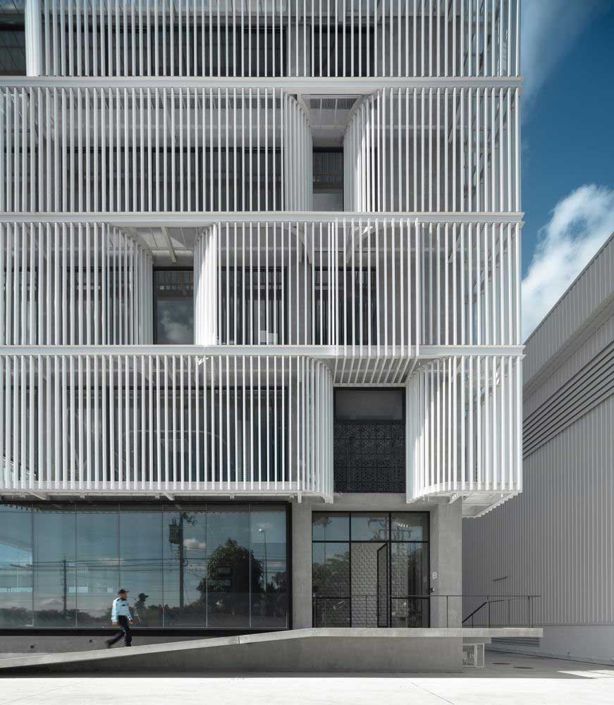 Aluminium Fins Facade Supplier in China   Custom Sun Shading Systems