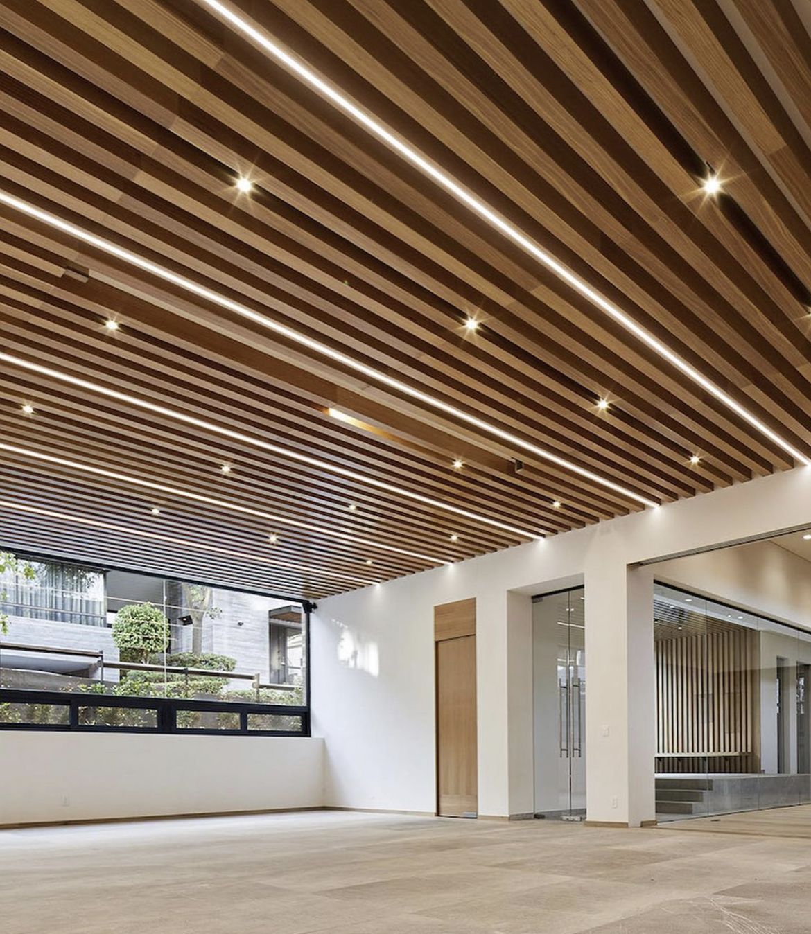 Modern U-Shape Aluminum Alloy Strip Baffle Ceiling Grid with Fireproof Sound-Absorbing Features for Hotels Hospitals & Malls