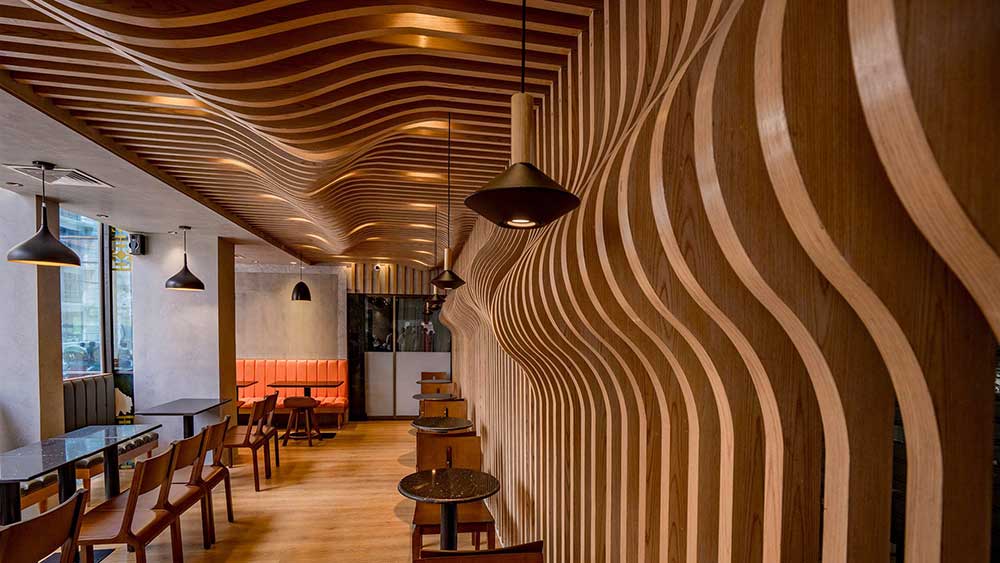 Modern Decorative False Ceiling Design Slat Metal Aluminum Curve Baffle Waterproof Fireproof Hotel Ceiling Grid