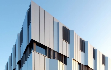 Folded Aluminum Panel Engineering for Rainscreen Facades Tolerance Stack and Procurement Logic