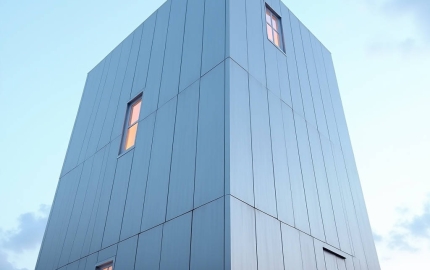Aluminum Facade Seismic Test Methods for Solid Aluminium Panel Interstorey Drift and Serviceability